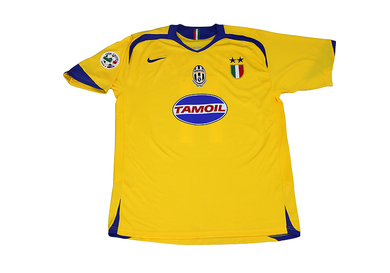 AAA Quality Juventus 05/06 Away Yellow Soccer Jersey